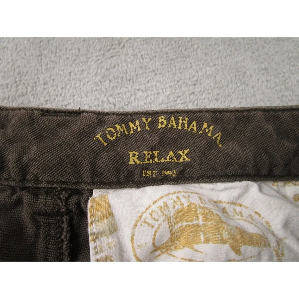 Tommy Bahama Shorts Mens 36 Brown Cargo Pockets Casual‎ Dad Distressed